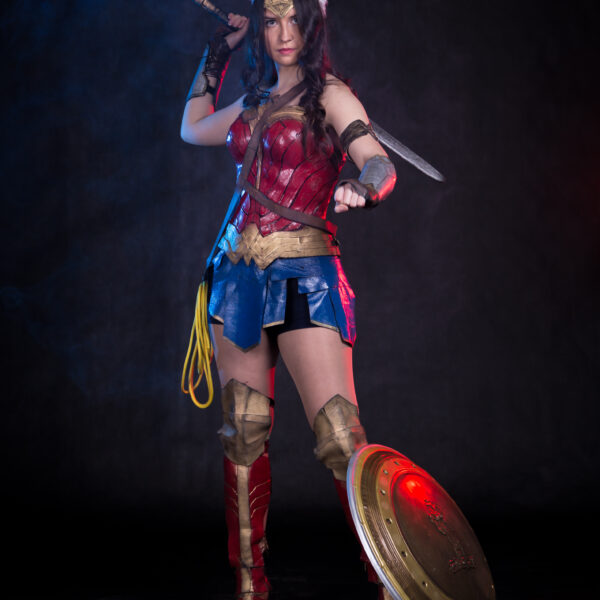 WONDER WOMAN- DC COMICS